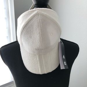 Ivy Park White Backless Hat
